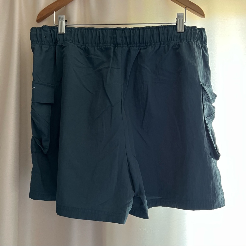 Nike Women’s Shorts - Picture 5 of 5
